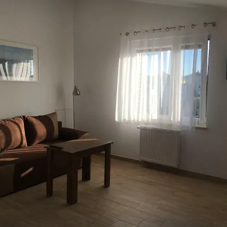 Posejdon Goscinne ホームステイ Władysławowo